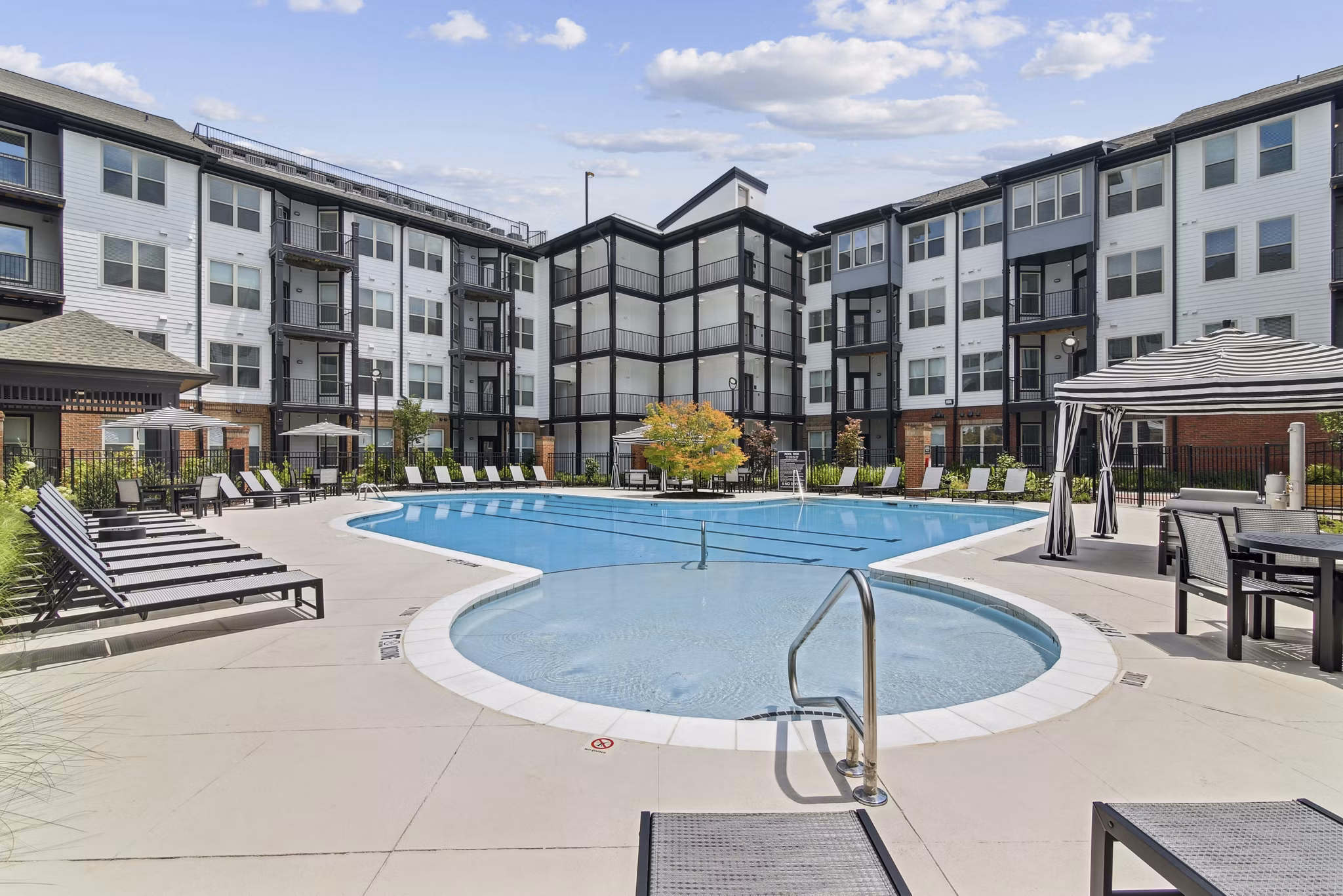 pool at Avana on Main Apartments